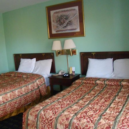 Budget Inn Mount Airy Δωμάτιο φωτογραφία
