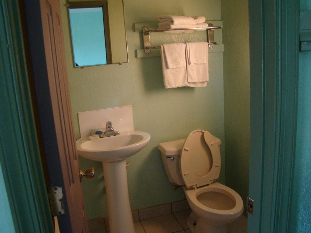 Budget Inn Mount Airy Δωμάτιο φωτογραφία